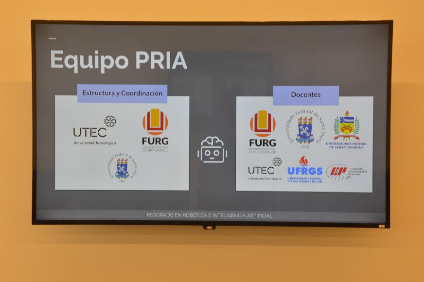 Organización binacional del Posgrado en Robótica e Inteligencia Artificial (PRIA). Foto: Juan Vique.
